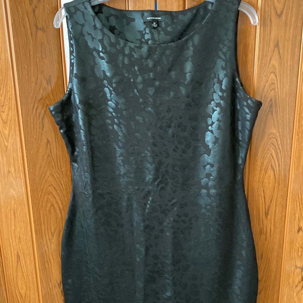 NWOT Saks Fifth Avenue Women’s Dress Size12 Casual Round Neckline Sleeveless